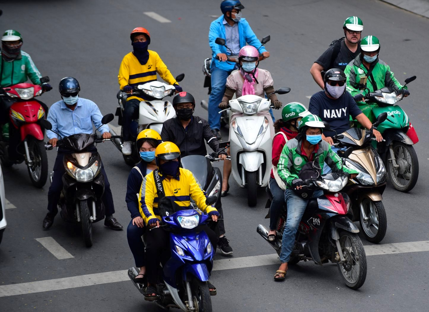 Con số đáng chú ý về cuộc cạnh tranh khốc liệt giữa Grab, Xanh SM và Be: Ứng dụng nào đang áp đảo?- Ảnh 1.