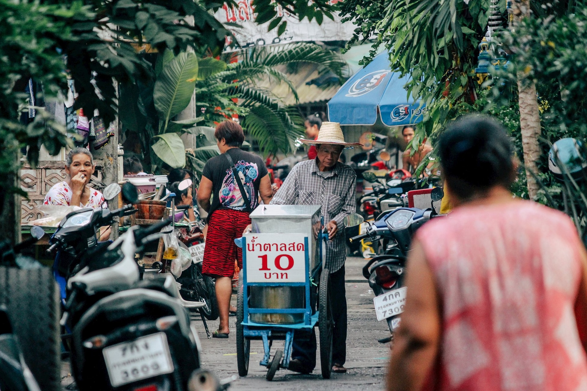 Thái Lan đang có cú sốc kinh tế chưa từng có, thừa nhận rơi vào “khủng hoảng”- Ảnh 1. Thái Lan đang có cú sốc kinh tế chưa từng có, thừa nhận rơi vào “khủng hoảng”- Ảnh 1.