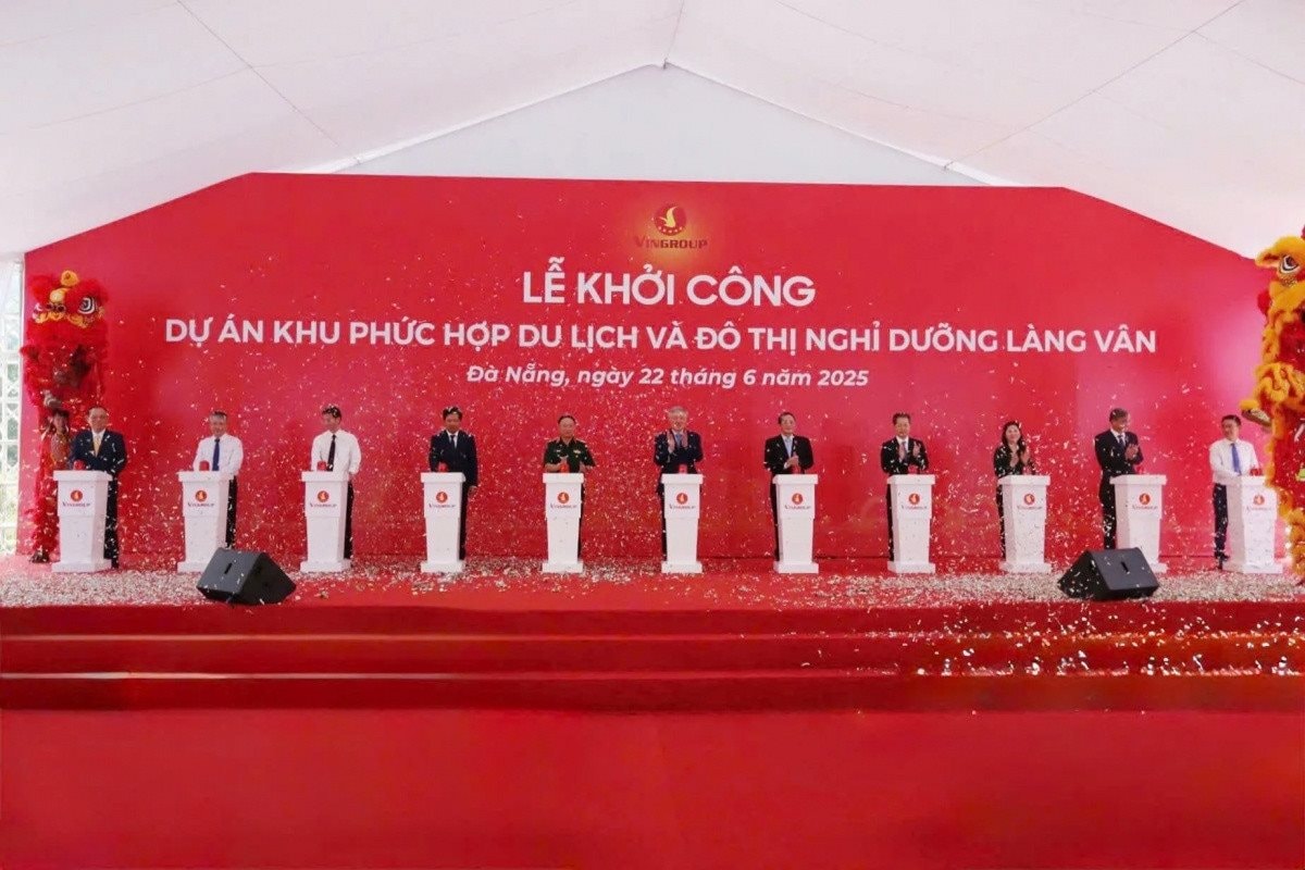 Vingroup khởi công dự án gần 44.000 tỷ nơi địa thế "tựa sơn hướng hải", ngay chân đèo đẹp nhất Việt Nam- Ảnh 2. Vingroup khởi công dự án gần 44.000 tỷ nơi địa thế "tựa sơn hướng hải", ngay chân đèo đẹp nhất Việt Nam- Ảnh 2.