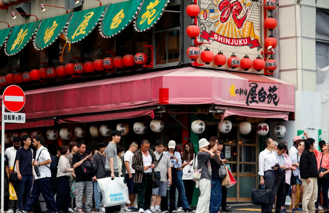 Nền kinh tế lớn thứ 4 thế giới đón ‘tin buồn: 70% người dân cho rằng nước này đang suy yếu- Ảnh 1.