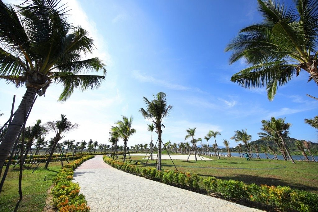 Đà Nẵng: Giá đất đang ở ngưỡng "hạ nhiệt" nhất trong nhóm các thành phố biển lớn, cơ hội lớn cho nhà đầu tư hậu sáp nhập- Ảnh 1. Đà Nẵng: Giá đất đang ở ngưỡng "hạ nhiệt" nhất trong nhóm các thành phố biển lớn, cơ hội lớn cho nhà đầu tư hậu sáp nhập- Ảnh 1.