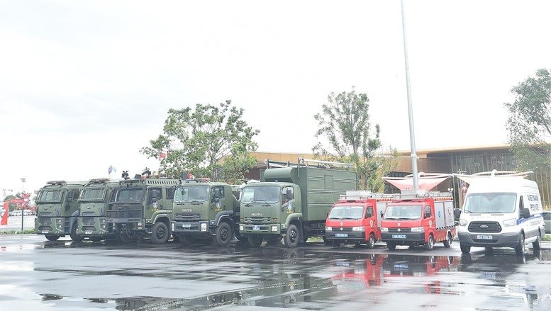Chỉ 2 ngày nữa, Việt Nam chứng kiến một sự kiện chưa có tiền lệ, hơn 100 DN tham gia, có cả xe chống đạn - Ảnh 11.