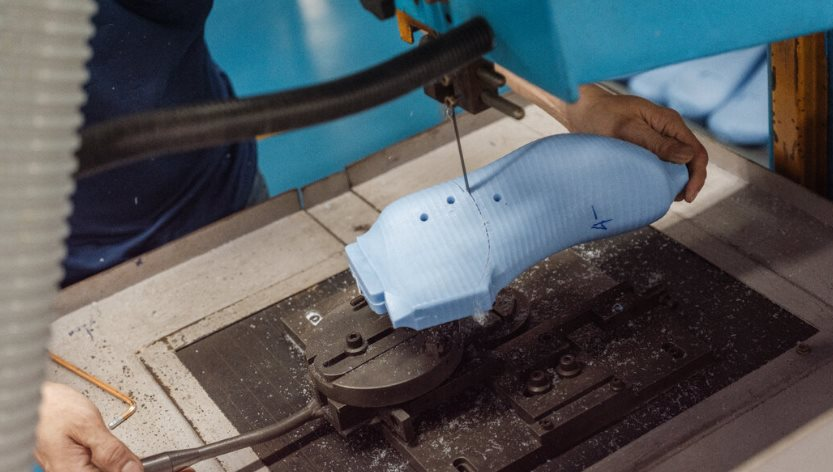 Báo Mỹ: Việt Nam vượt Trung Quốc trở thành công xưởng của thế giới trong ngành công nghiệp trăm tỷ USD- Ảnh 2.