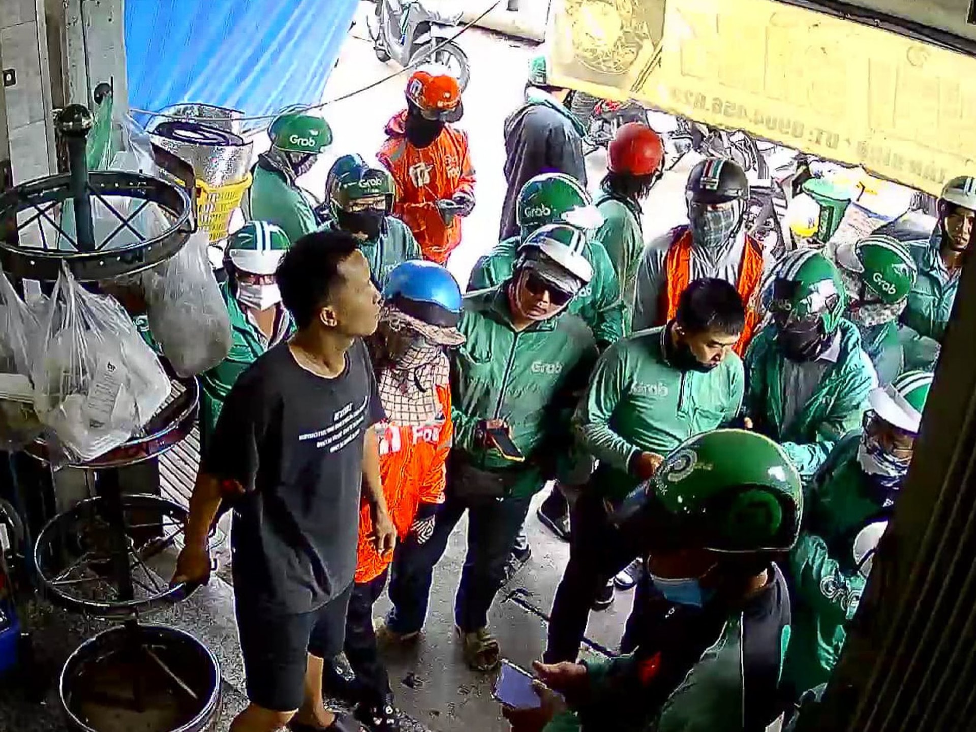 Xanh SM Ngon nhập cuộc: Cuộc đua giao đồ ăn thêm khốc liệt, thế song mã của GrabFood - ShopeeFood có lung lay?- Ảnh 6.