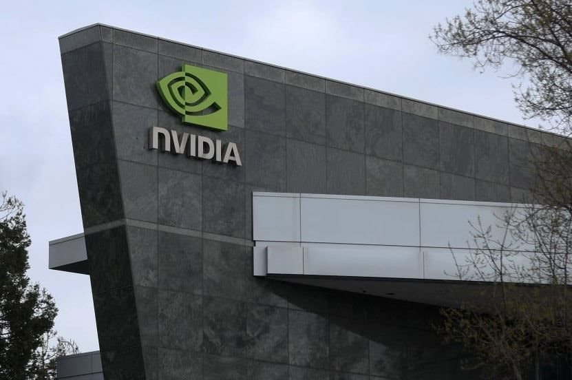 Sự tinh vi của Nvidia: Nhân bản loạt 'kỳ lân' AI, tham gia từ A đến Z quá trình thiết kế, vận hành siêu trung tâm dữ liệu- Ảnh 3.