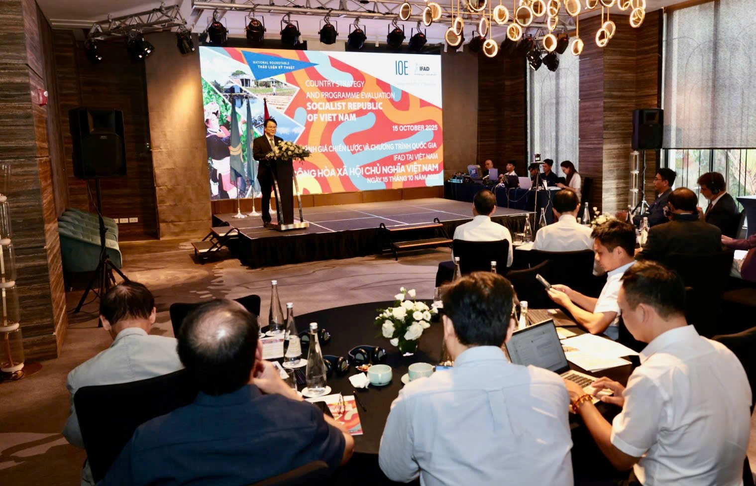 Một tổ chức của LHQ: VN đủ khả năng giúp nhiều nước tăng năng suất trong lĩnh vực đóng góp hơn 12% GDP - Ảnh 4.