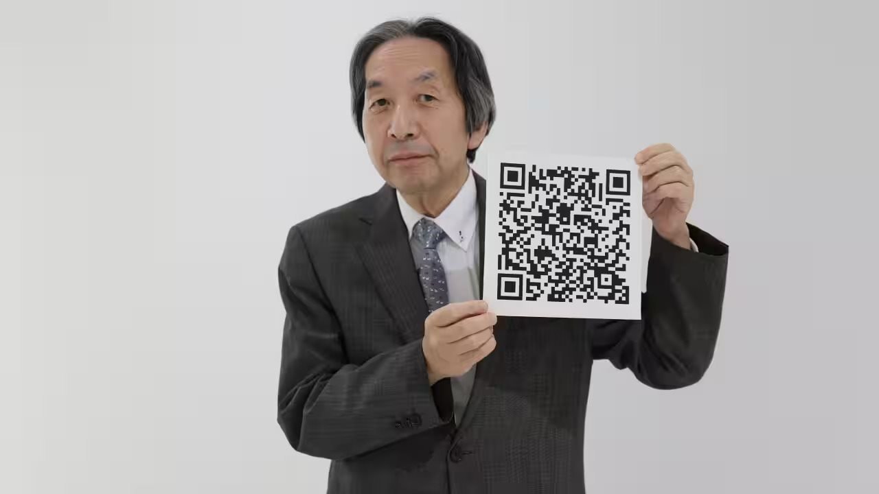 "Ngồi trên đống vàng" nhờ phát minh mã QR, vì sao vị kỹ sư Nhật Bản này lại cho cả thế giới dùng miễn phí?- Ảnh 1. "Ngồi trên đống vàng" nhờ phát minh mã QR, vì sao vị kỹ sư Nhật Bản này lại cho cả thế giới dùng miễn phí?- Ảnh 1.