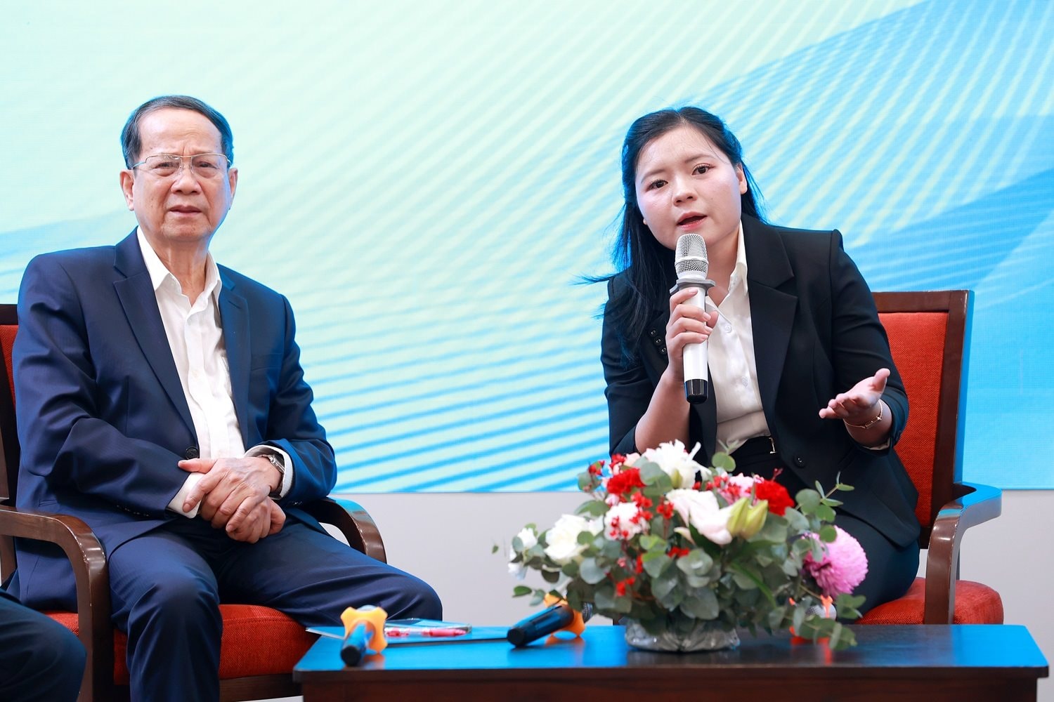 Góc nhìn chuyên gia: Bạc vượt khỏi vai trò trang sức, trở thành kênh đầu tư chiến lược bên cạnh vàng- Ảnh 5.