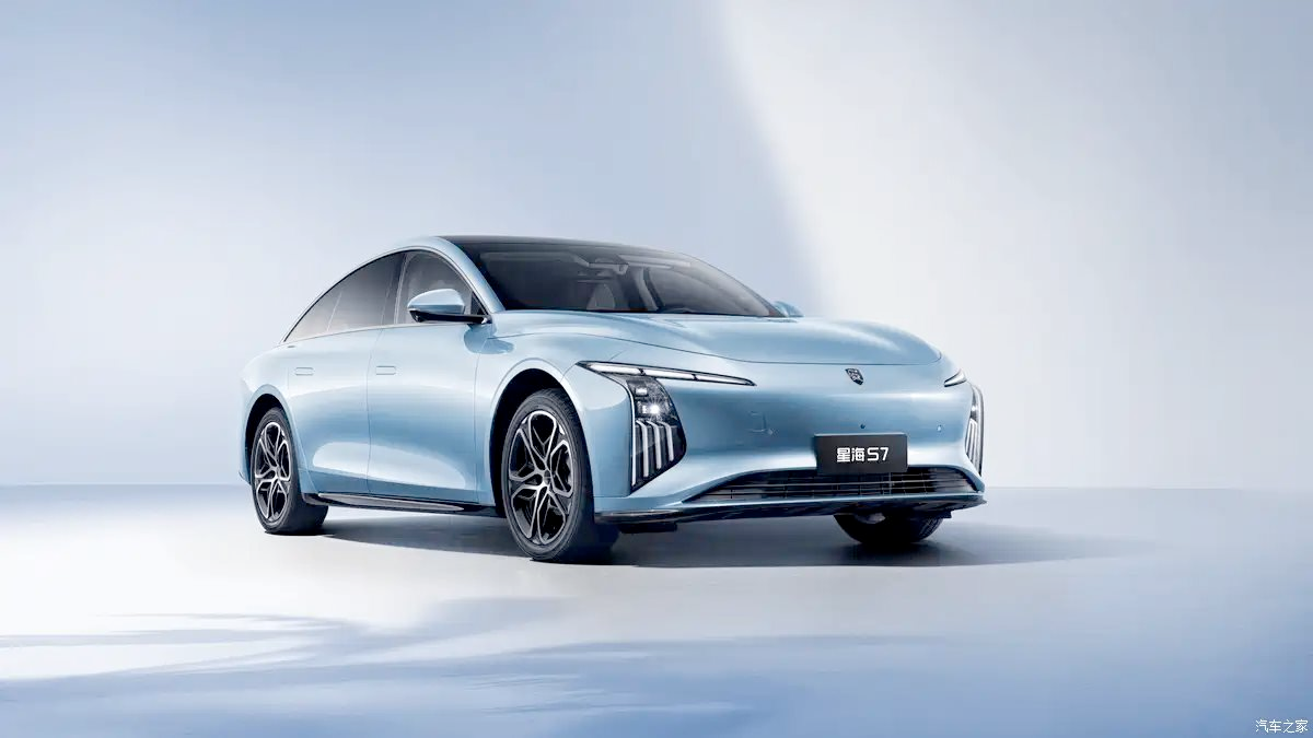 'Ông trùm' xe tải tại Việt Nam ra mắt xe điện giá hơn 400 triệu đồng: ngang cỡ Toyota Camry, đi Hà Nội-Quảng Trị chỉ trong 1 lần sạc- Ảnh 1. 'Ông trùm' xe tải tại Việt Nam ra mắt xe điện giá hơn 400 triệu đồng: ngang cỡ Toyota Camry, đi Hà Nội-Quảng Trị chỉ trong 1 lần sạc- Ảnh 1.