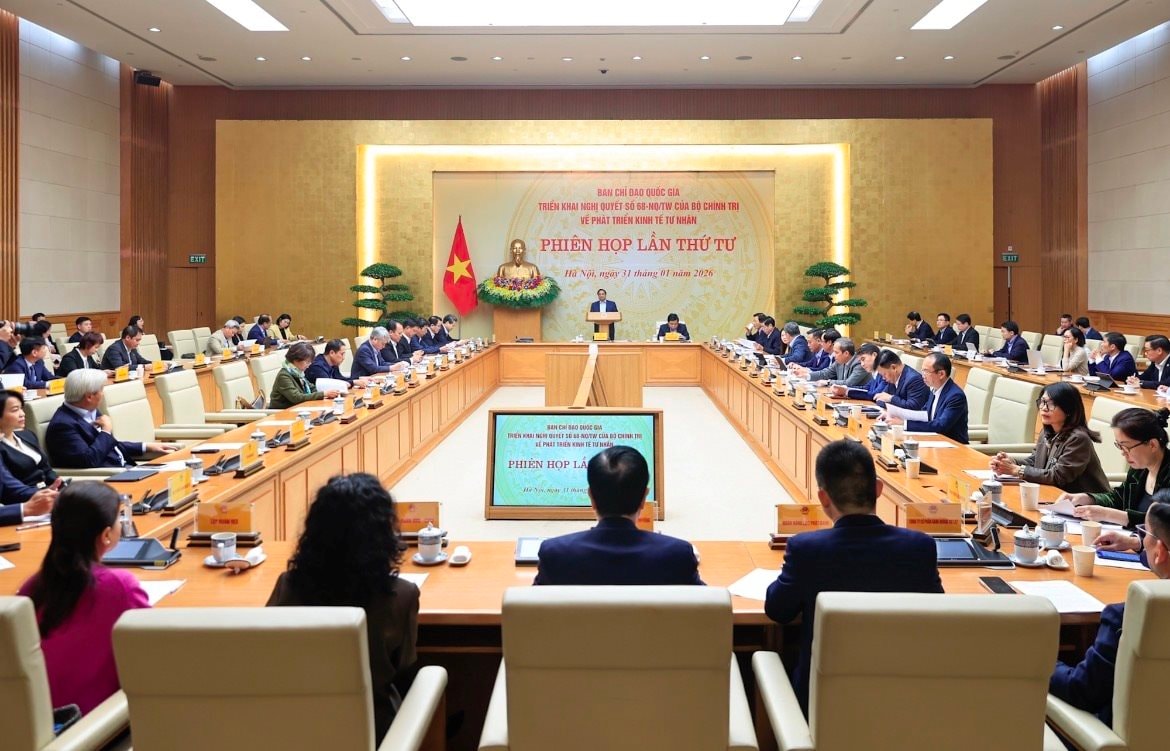 Chủ tịch CMC kiến nghị cơ chế dữ liệu và giá điện trung tâm dữ liệu tại phiên họp Ban Chỉ đạo kinh tế tư nhân- Ảnh 2.