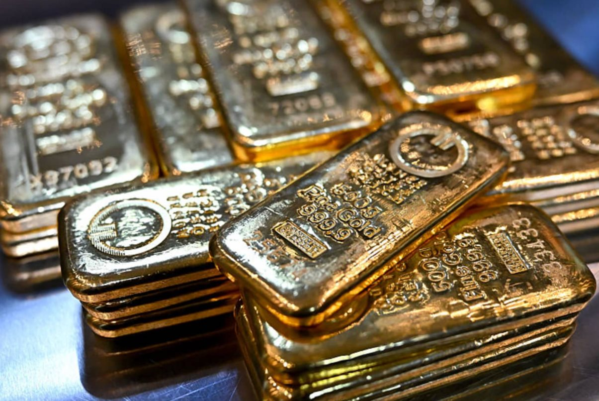 Vàng bật tăng mạnh mẽ năm 2026: Chuyên gia Dự báo có thể đạt 6 . 200 USD / ounce