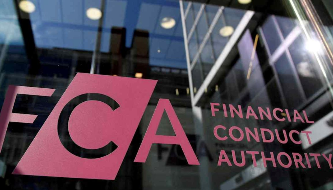 Nóng: Một ngân hàng vừa bị phạt gần 2,7 triệu USD vì làm giả tài liệu suốt 3 năm- Ảnh 2.