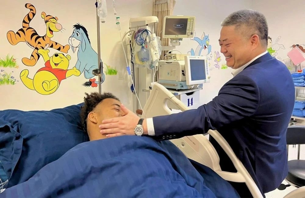 Ch&acirc;n dung đại gia k&iacute;n tiếng muốn l&agrave;m dự &aacute;n lấn biển 16,8 tỷ USD, c&oacute; mối quan hệ gần gũi với Xu&acirc;n Son - Ảnh 3.