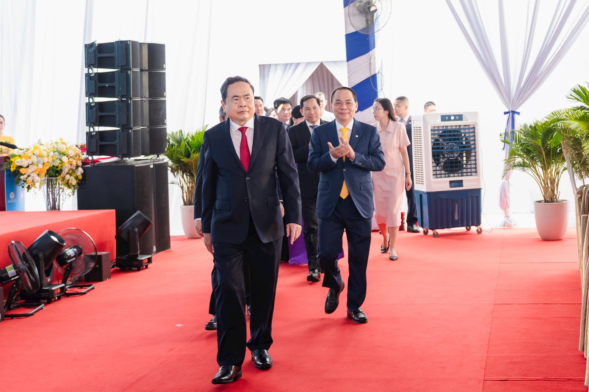 Tập đo&agrave;n của tỷ ph&uacute; Phạm Nhật Vượng vừa khởi c&ocirc;ng dự &aacute;n 6 tỷ USD tại HN, sử dụng UAV l&agrave;m việc quan trọng - Ảnh 1.