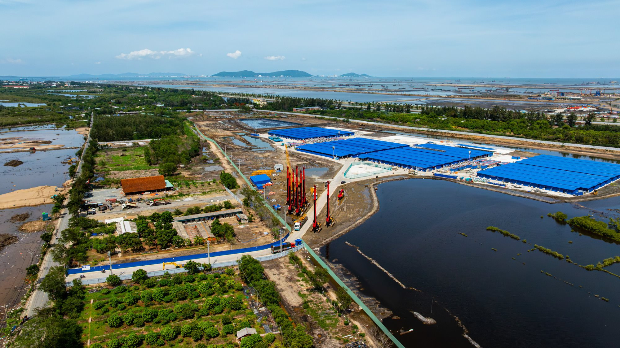 Diễn biến mới ở tuyến đường sắt 102.000 tỷ nối Bến Th&agrave;nh - Cần Giờ: Khoan địa chất ở trung t&acirc;m, m&aacute;y m&oacute;c hạng nặng tập kết ở depot - Ảnh 3.