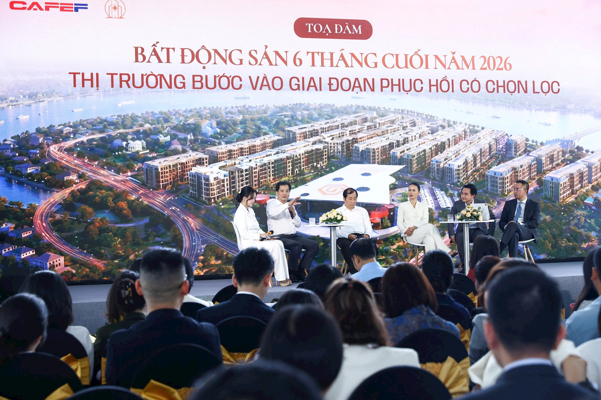 Người mua bất động sản đổi "khẩu vị": Không còn tin lời hứa, xuống tiền dựa trên năng lực thực của chủ đầu tư- Ảnh 1.