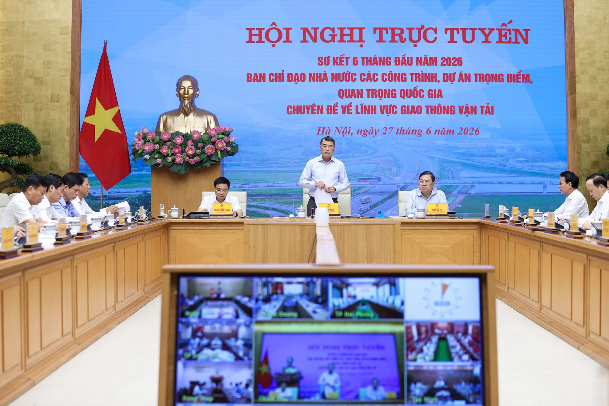 Chủ tịch Đ&egrave;o Cả cam kết ho&agrave;n th&agrave;nh cao tốc 14.000 tỷ ngay đầu năm sau, mở rộng mặt đường th&ecirc;m 5 m kh&ocirc;ng tăng vốn - Ảnh 2.