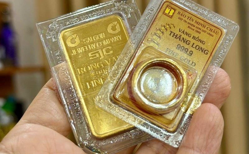 Gi&aacute; v&agrave;ng nhẫn trơn, v&agrave;ng miếng s&aacute;ng 30/6 đồng loạt lao dốc- Ảnh 1.