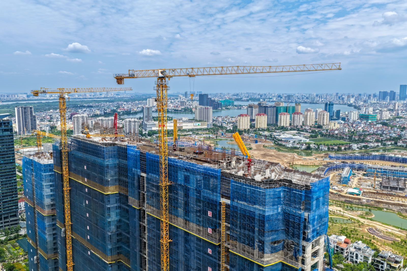 Noble Crystal Tay Ho WorldHotels Residences tăng tốc trước mốc bàn giao 2027, ký kết 12 đại lý chiến lược- Ảnh 3.